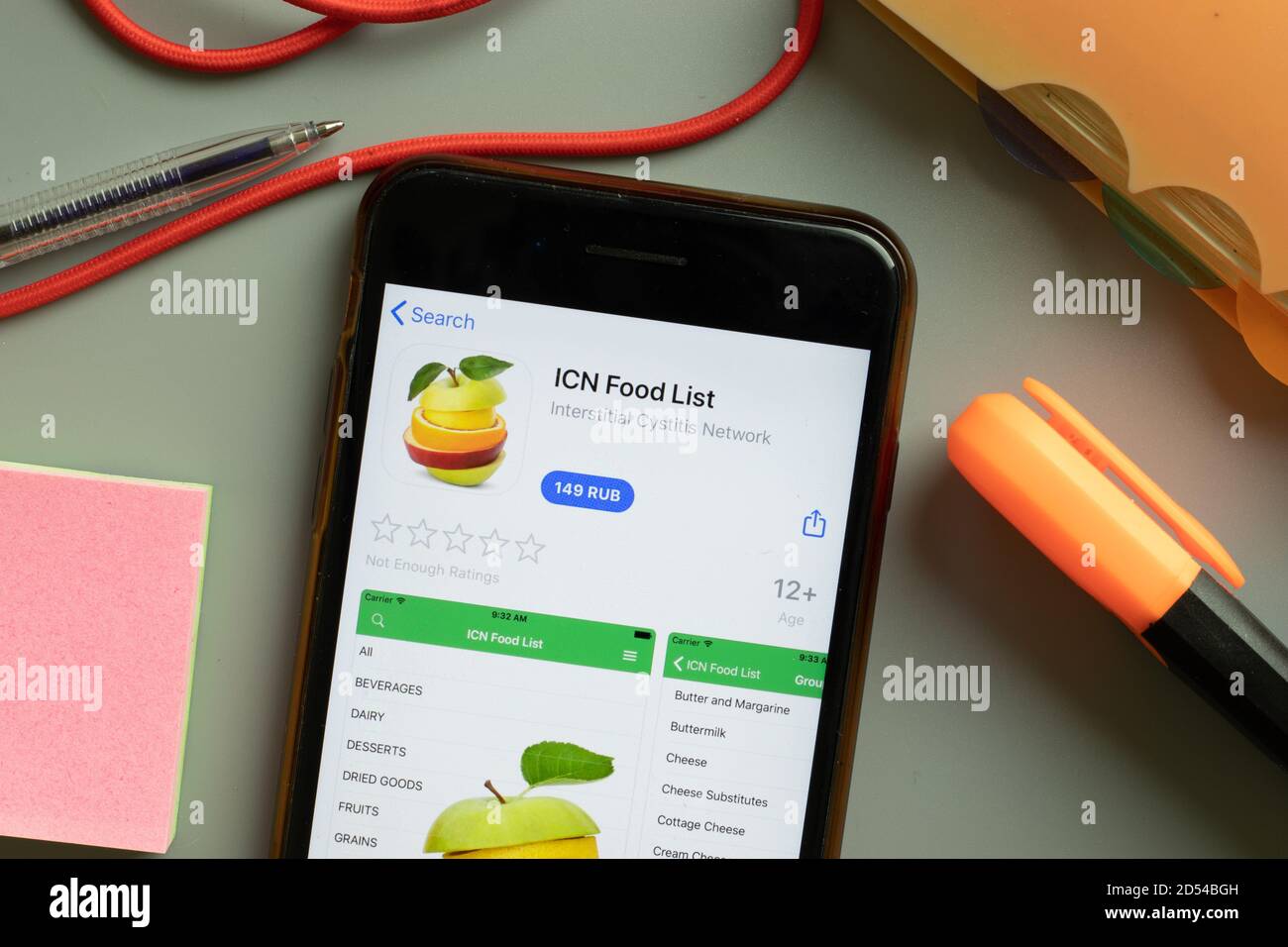 New York, USA - 29. September 2020: ICN Food List Mobile App Logo auf dem Handy-Bildschirm Nahaufnahme, illustrative Editorial Stockfoto