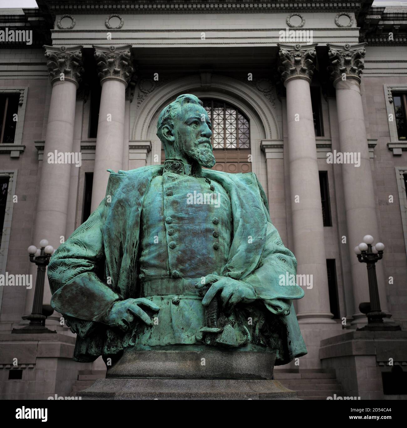 Bronzestatue des konföderierten Generals A.P. Stewart platziert vor dem Hamilton County Gerichtsgebäude durch die Vereinigten Töchter der Konföderation in 1919 Stockfoto