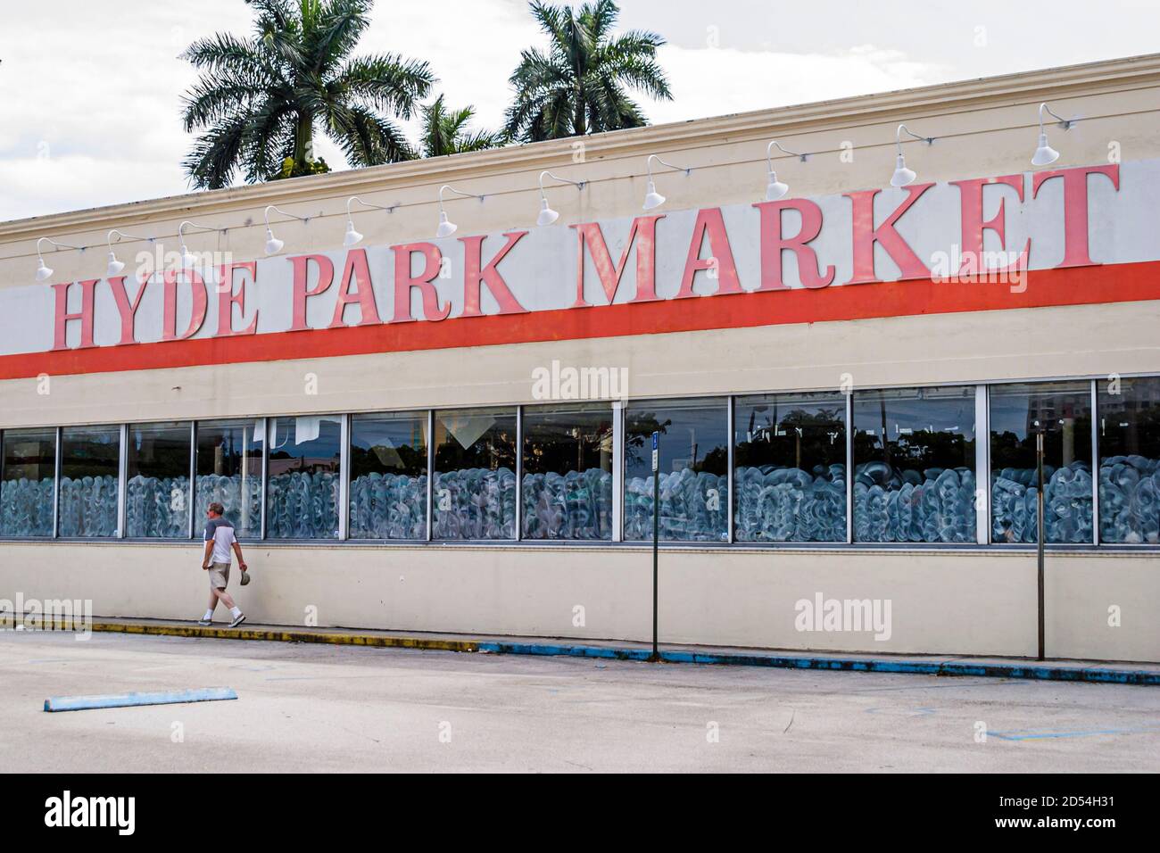 Ft. Fort Lauderdale, Florida, aus dem Geschäft gegangen, stillgelegt leerstehender, ausgefallener Supermarkt, geschlossen, Supermarkt geschlossen Stockfoto