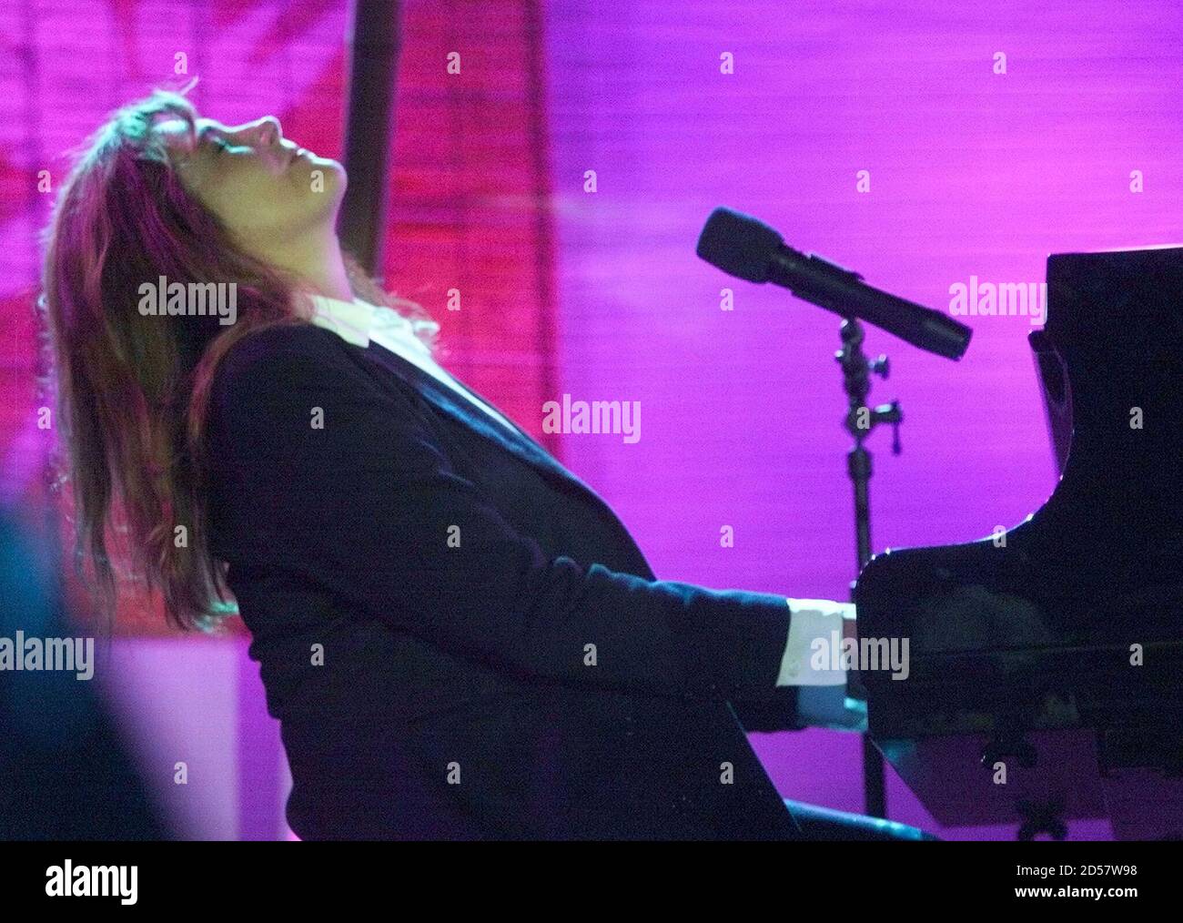 Laura branigan Fotos und Bildmaterial in hoher Auflösung Alamy