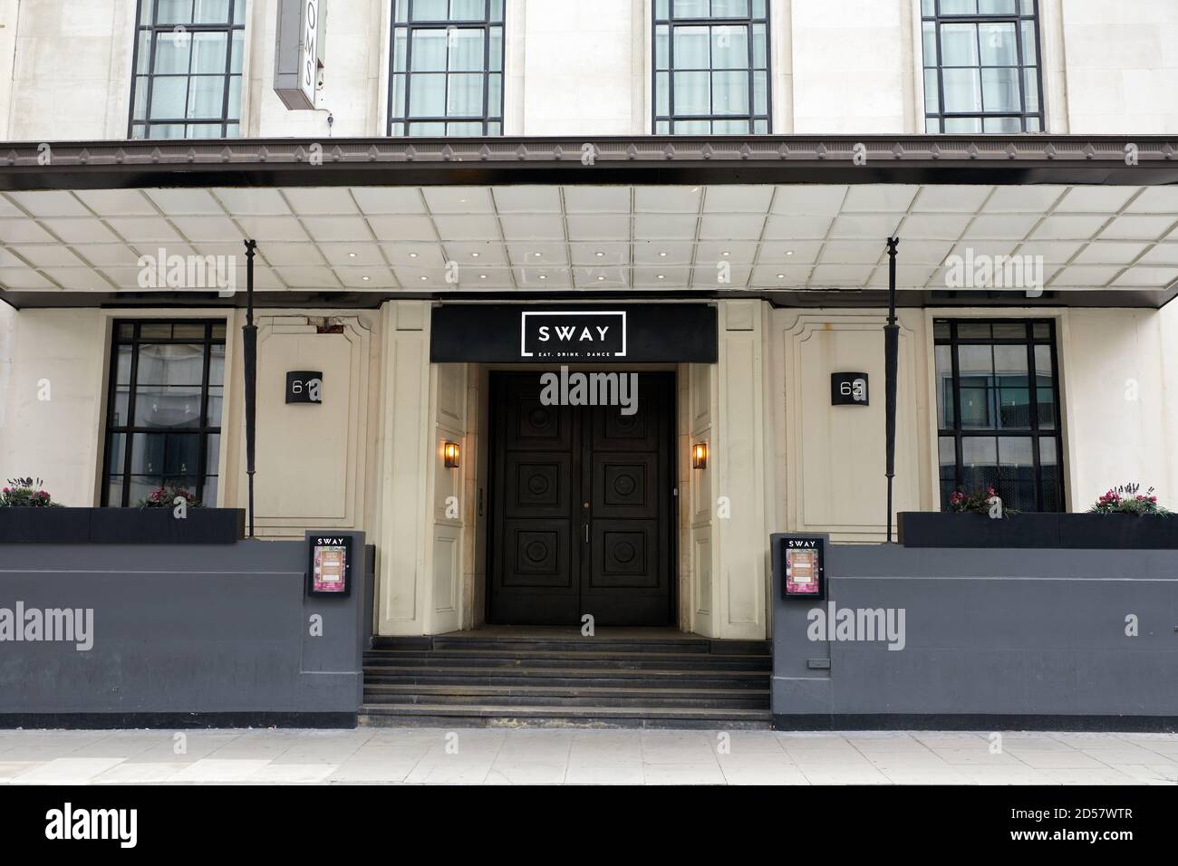 London, Großbritannien. - 11. Oktober 2020: Sway Bar und Club in Holborn. Der Veranstaltungsort musste im März wegen des Coronavirus geschlossen werden und bleibt geschlossen. Stockfoto
