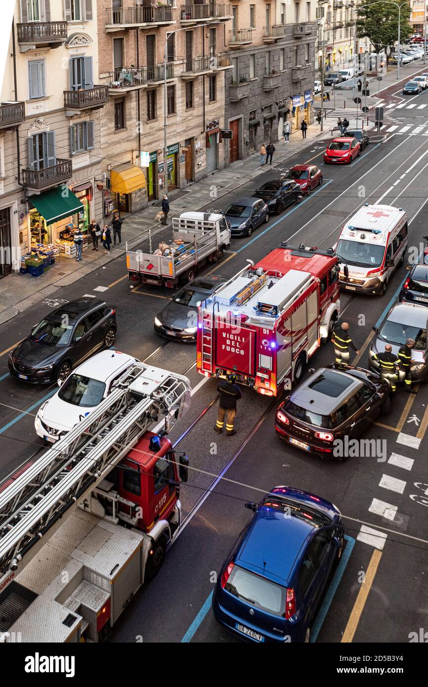 Italien Piemont Turin - Via Nizza - Feuerwehrleute Stockfoto
