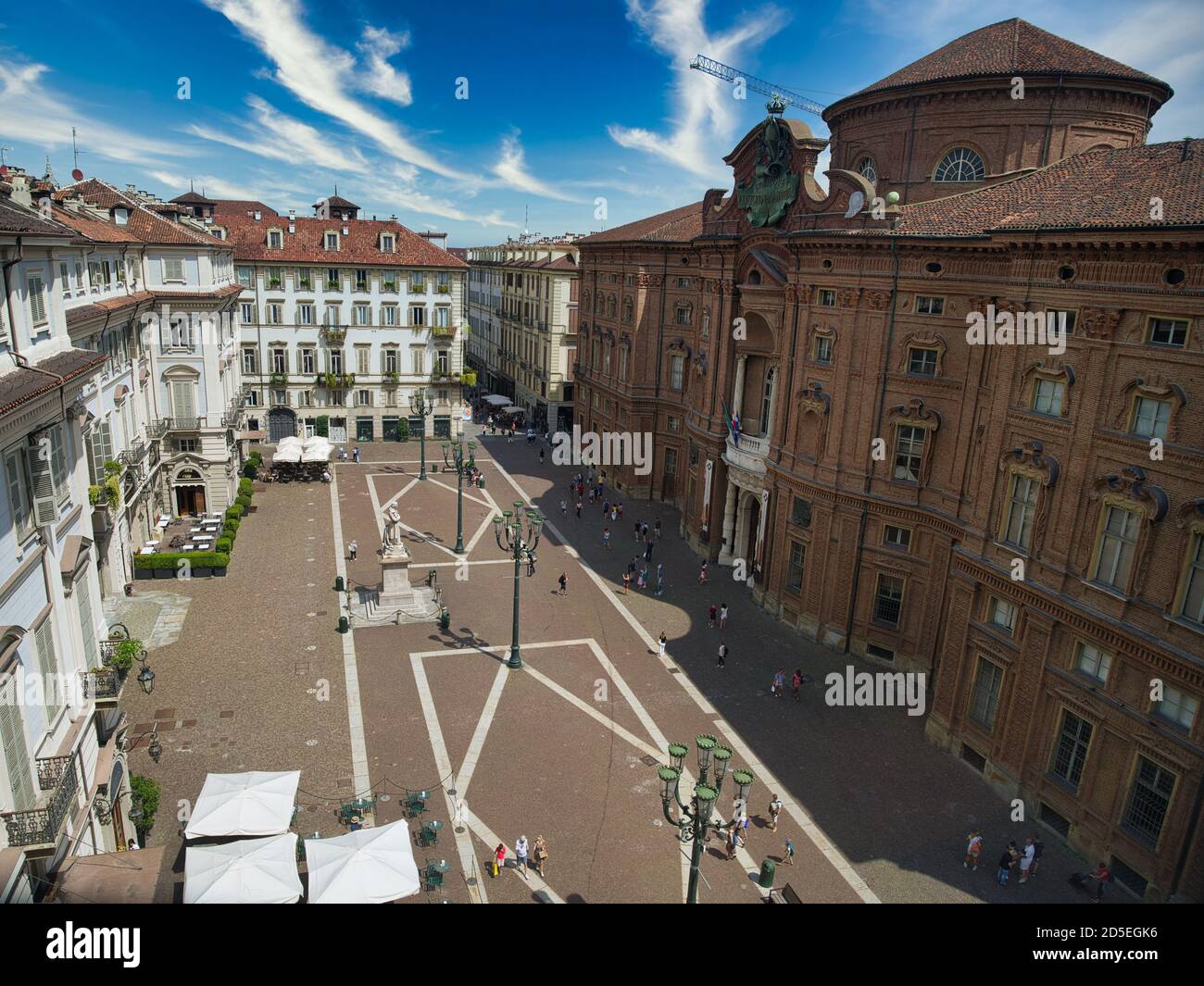 Piazza Carignano, Turin, Italien. Der historische Platz in Turin gilt als eines der wichtigsten Symbole des italienischen Risorgimento Stockfoto