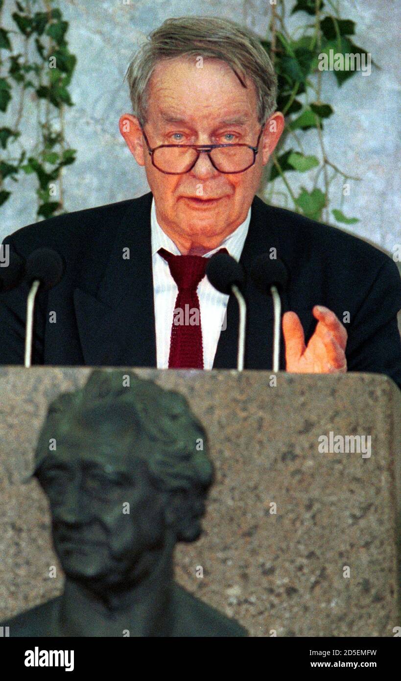 Siegfried lenz Fotos und Bildmaterial in hoher Auflösung Alamy