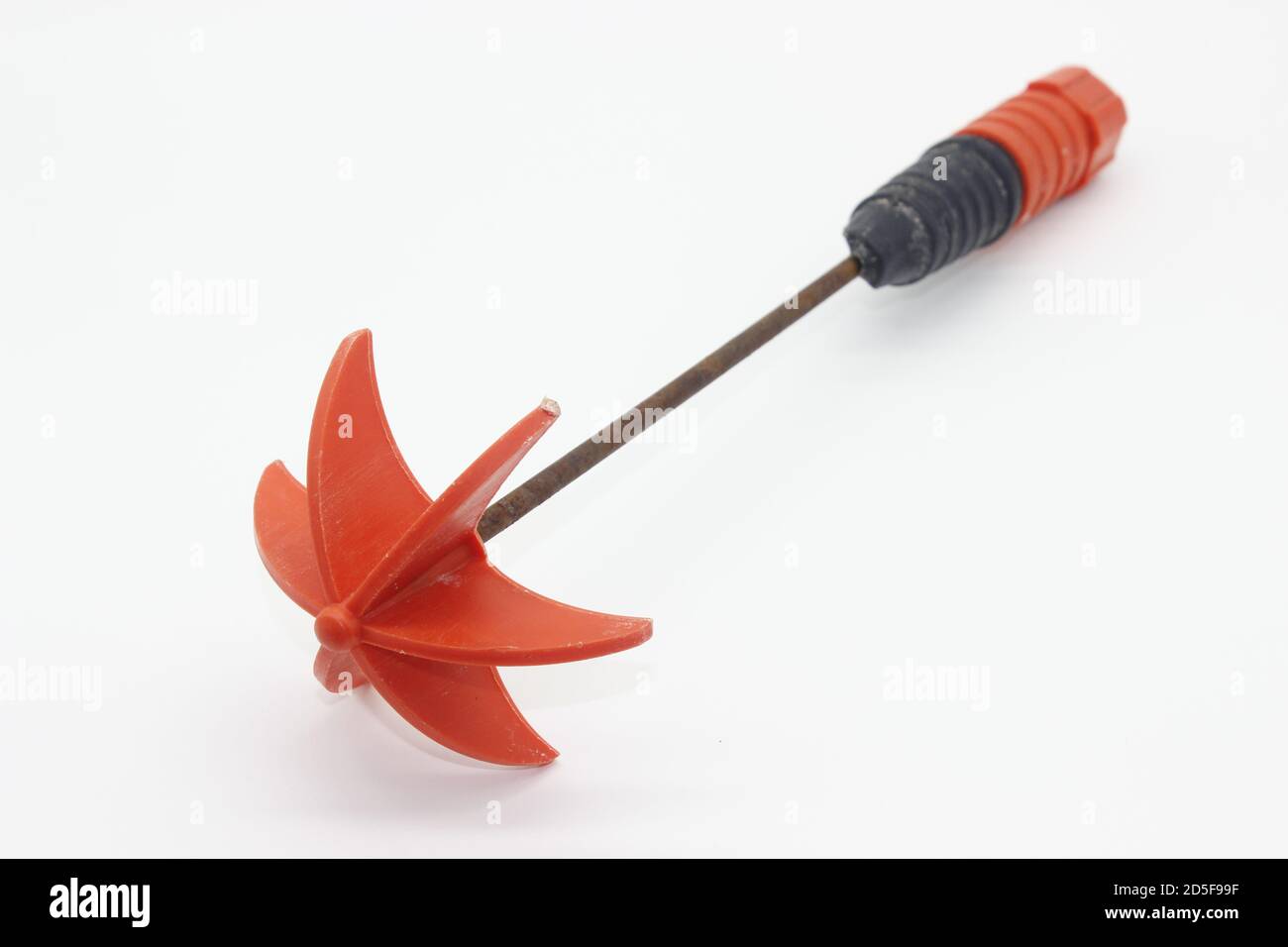 Ein Bild des Stabmixers auf weißem Hintergrund Stockfoto