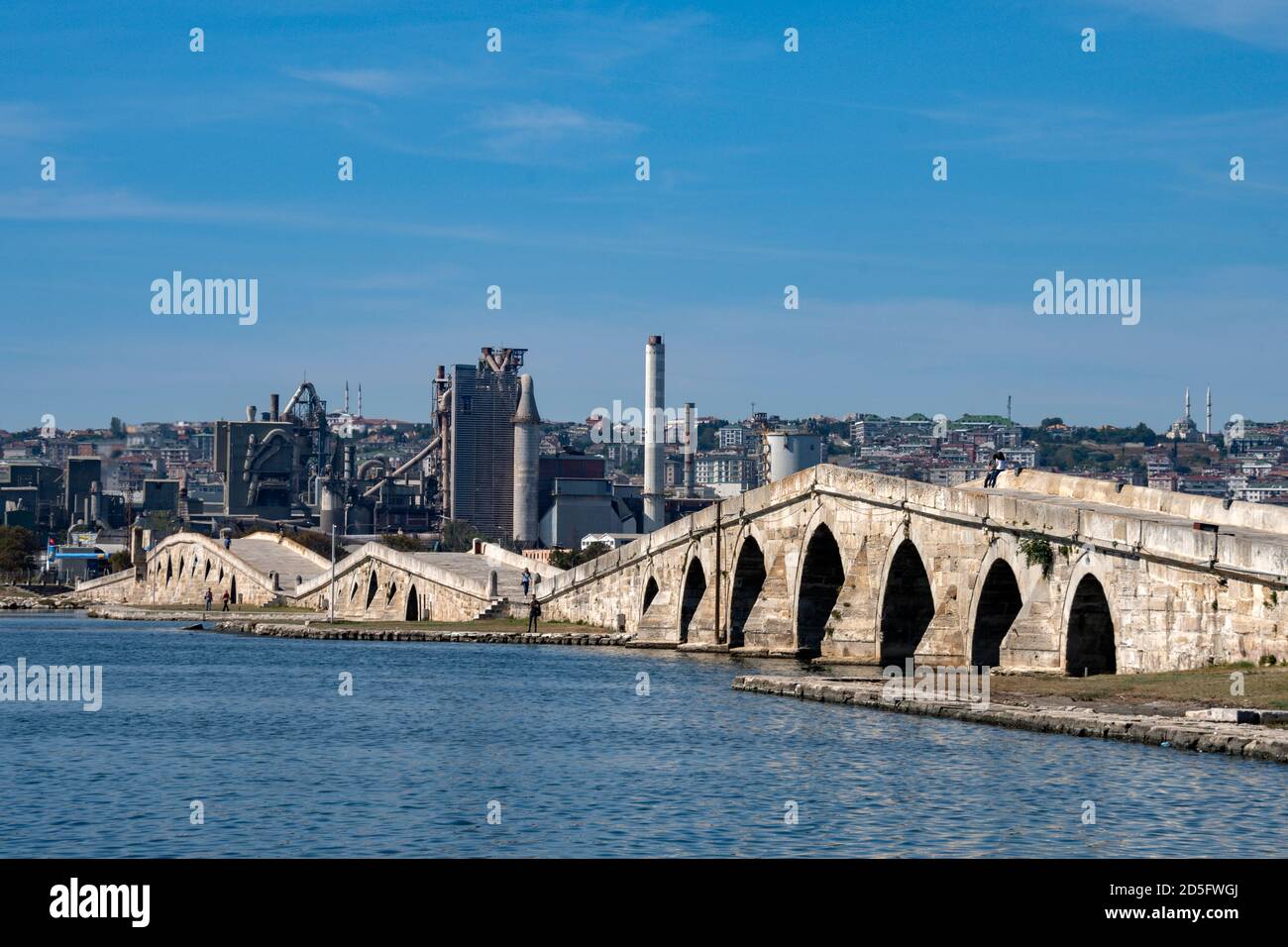 Die Steinbrücke Buyukcekmece, Istanbul, Türkei Stockfoto