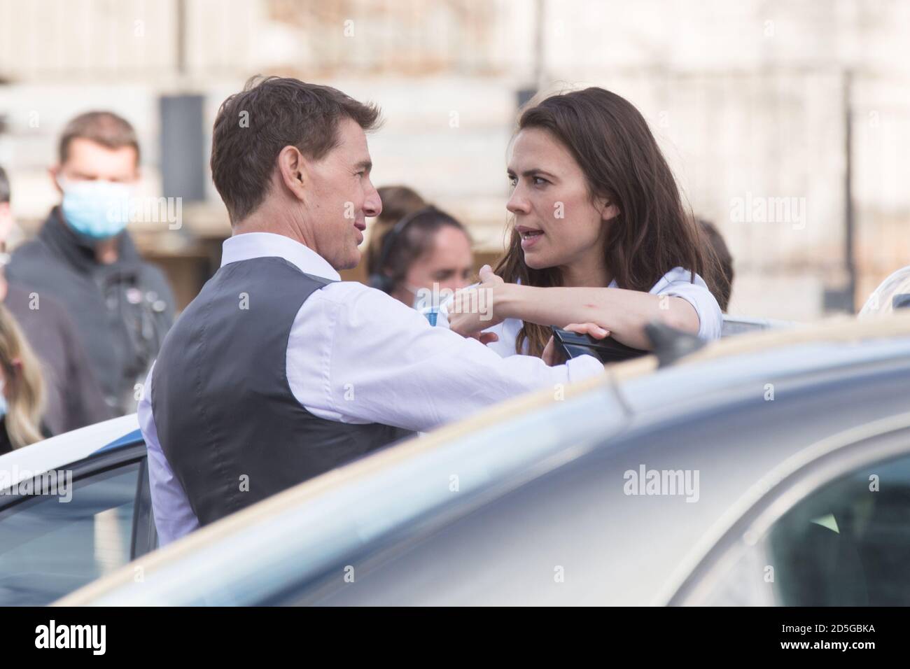 Tom Cruise und Hayley Atwell am Set des Films 'Mission Impossible 7' in der Via dei Fori Imperiali in Rom, am Morgen des 12. Oktober 2020 (Foto: Matteo Nardone / Pacific Press/Sipa USA) Stockfoto