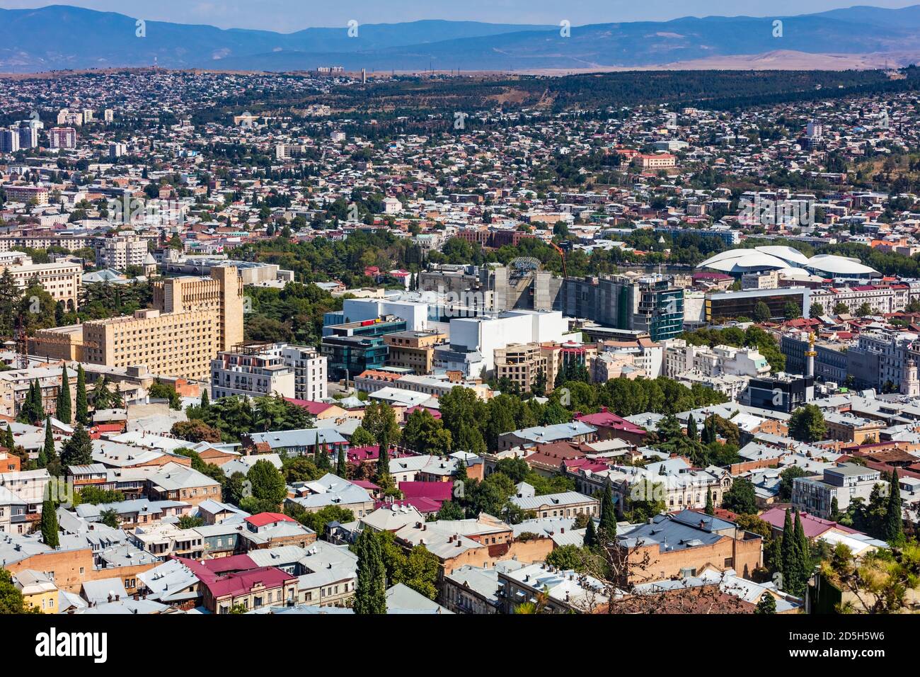 Stadtbild Skyline der georgischen Hauptstadt Tiflis Osteuropa Stockfoto