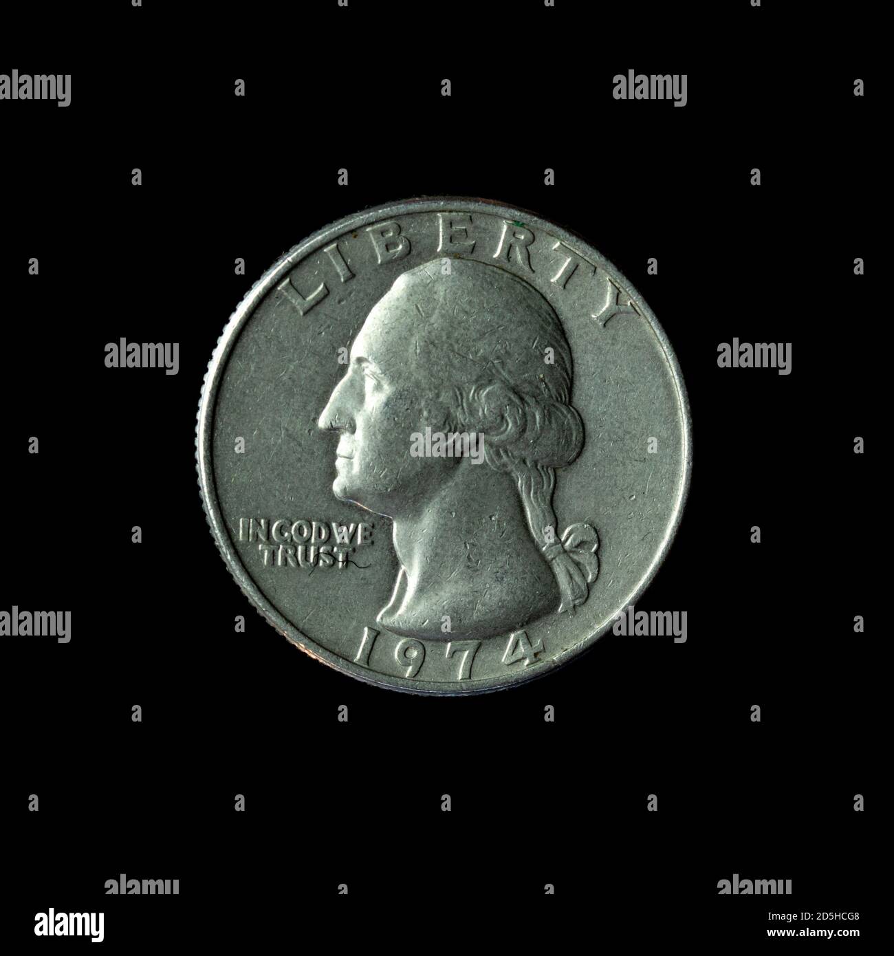 1974 Amerikanisches Washington Quarter isoliert auf schwarzem Hintergrund Stockfoto