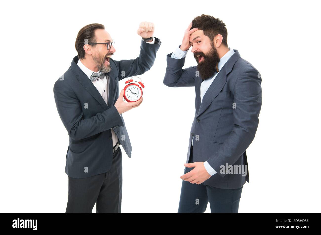 Verbessern Sie die Pünktlichkeit. Mann reifen Chef mit Uhr Pflege über Zeiteffizienz. Disziplin der Mitarbeiter. Pünktlichkeitskonzept. Geschäftsleute formelle Kleidung Kontrollzeit. Zeitmanagement-Disziplin. Stockfoto