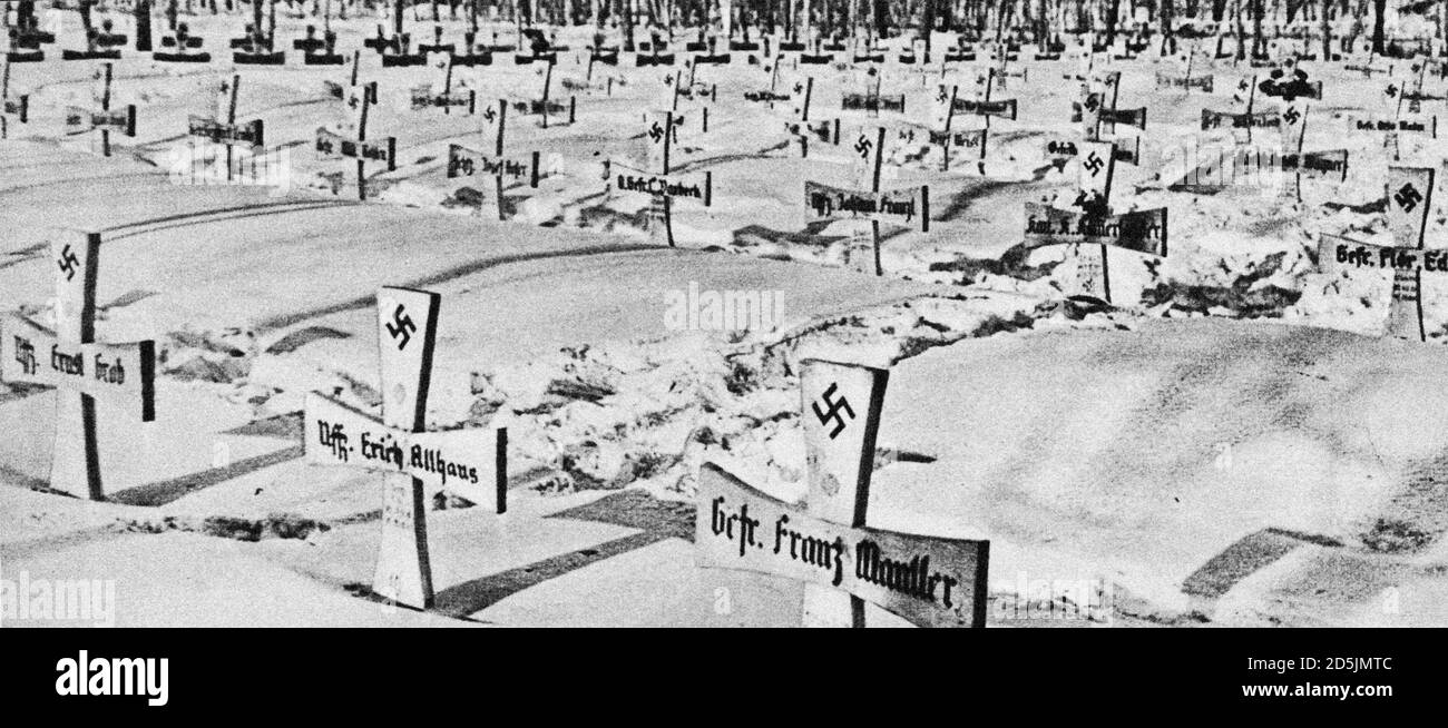 Deutscher Militärfriedhof in der sowjetischen Stadt Schtschigry befreit von den Nazi-Invasoren. Am 4. Und 5. Februar 1943 wurde die Stadt von der Wehrmach befreit Stockfoto