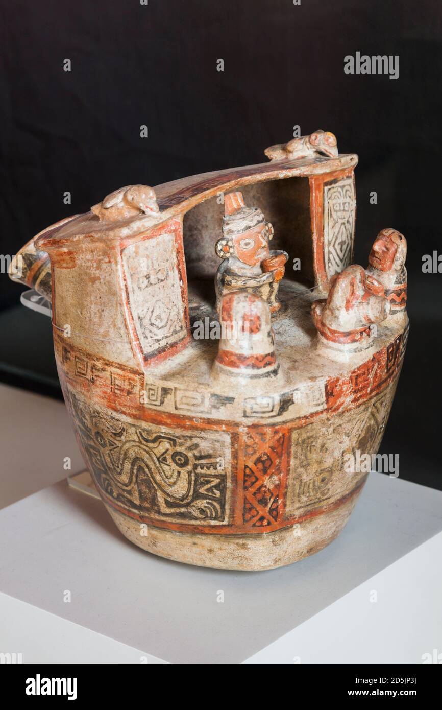 Keramik, die einen Tempel zeigt, aus Recuay, Pre-Columbian, 'Nationalmuseum für Archäologie, Anthropologie und Geschichte Perus', Lima, Peru, Südamerika Stockfoto