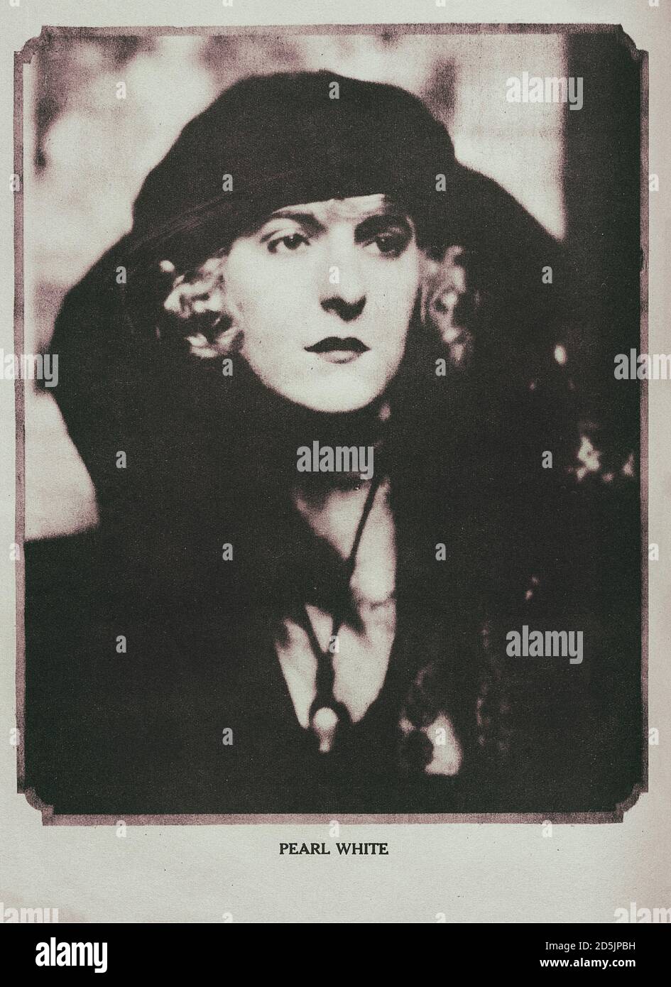 Pearl Fay White (1889 – 1938) war eine amerikanische Bühnen- und Filmschauspielerin. White begann ihre Karriere im Alter von sechs Jahren auf der Bühne und wechselte später zu sil Stockfoto