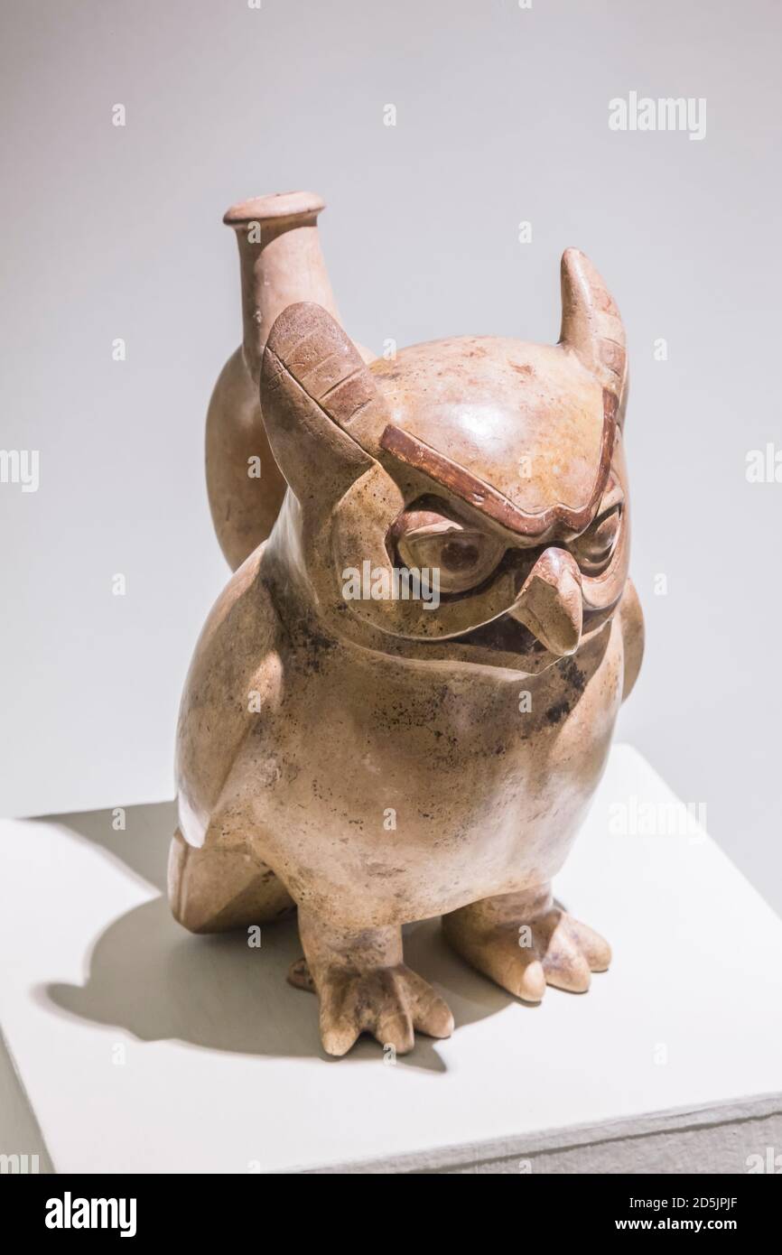 Eulenform-Flasche, die Moche-Sammlungsgalerie, 'Nationalmuseum für Archäologie, Anthropologie und Geschichte Perus', Lima, Peru, Südamerika Stockfoto