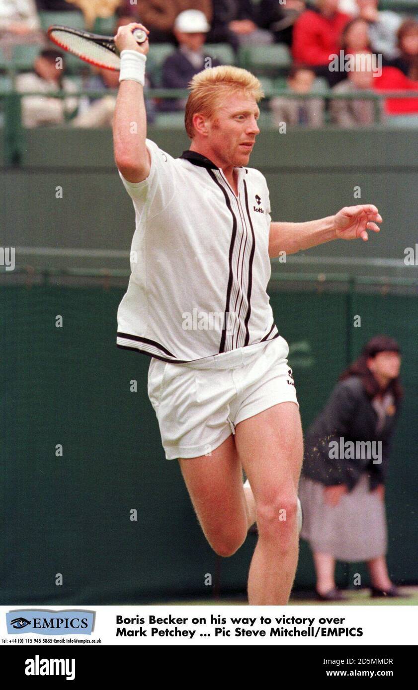 Boris Becker auf dem Weg zum Sieg über Mark Petchey Stockfoto