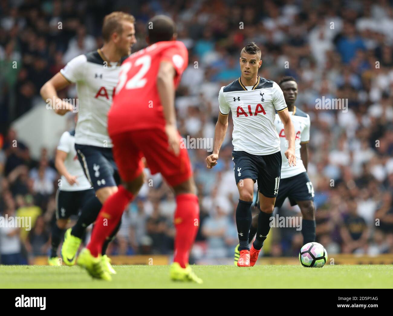 Tottenham Hotspur's Erik Lamela (rechts) Stockfoto