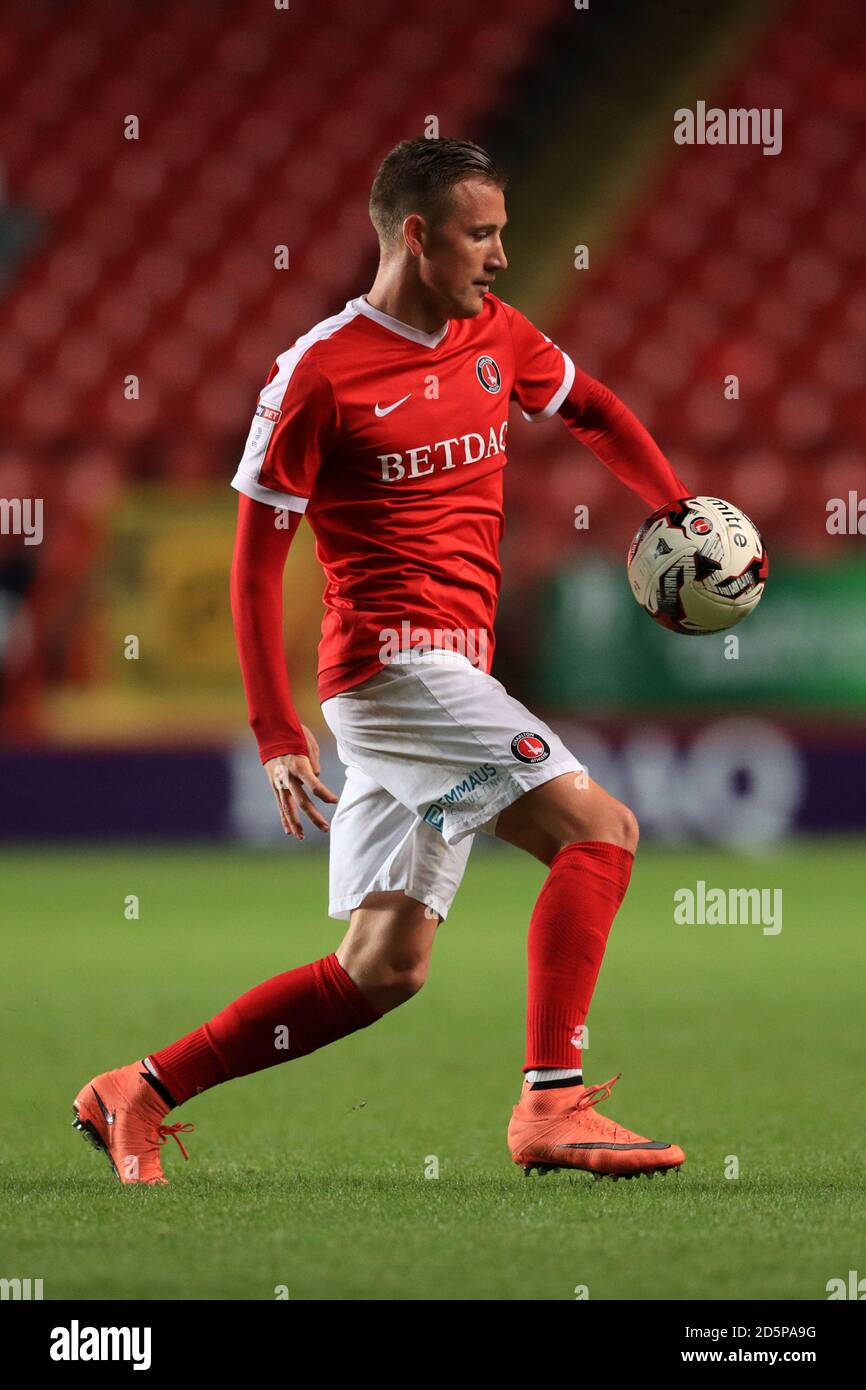 Charlton Athletic's und Crawley Town's Stockfoto