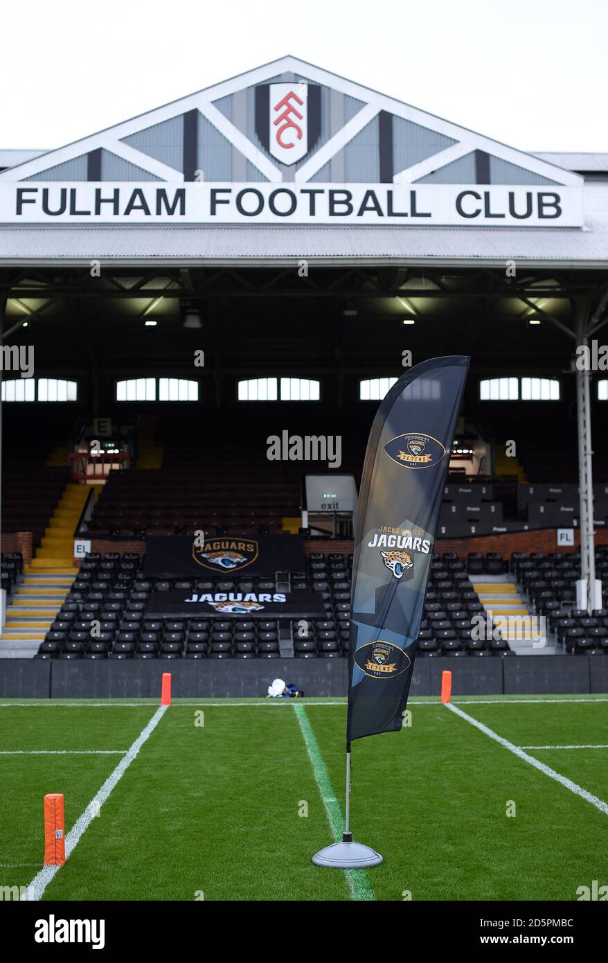 Jacksonville Jaguars Branding während des Jaguars Se7ens Cup im Craven Cottage, London. Stockfoto