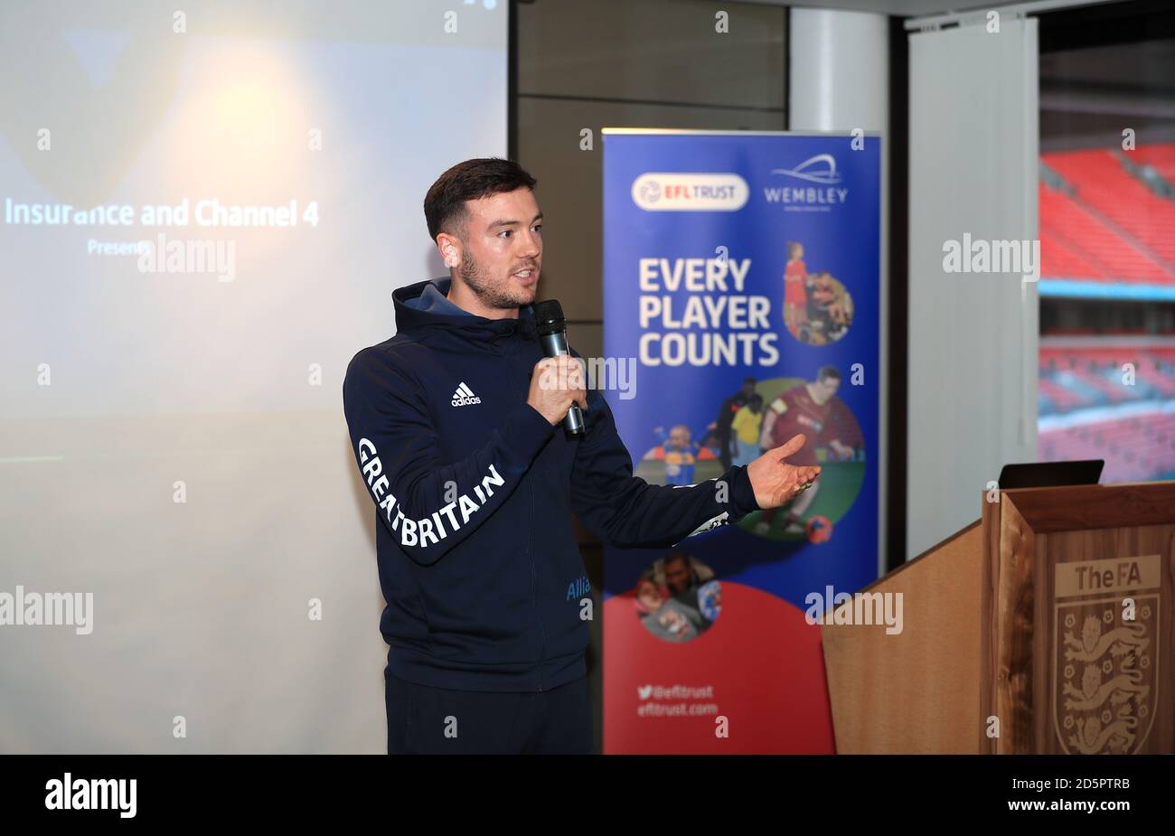 Paralympics-Fußballer Jack Rutter während der EFL zählt jeder Spieler Starten Stockfoto