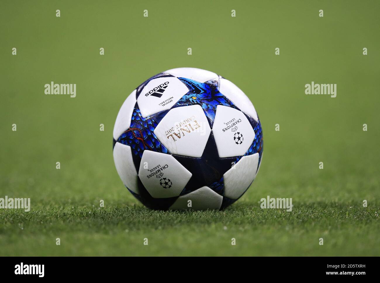 Ein Blick auf den offiziellen adidas Finale Cardiff Top Ball Spielball vor dem Champions League Finale 2017 im National Stadium, Cardiff Stockfoto