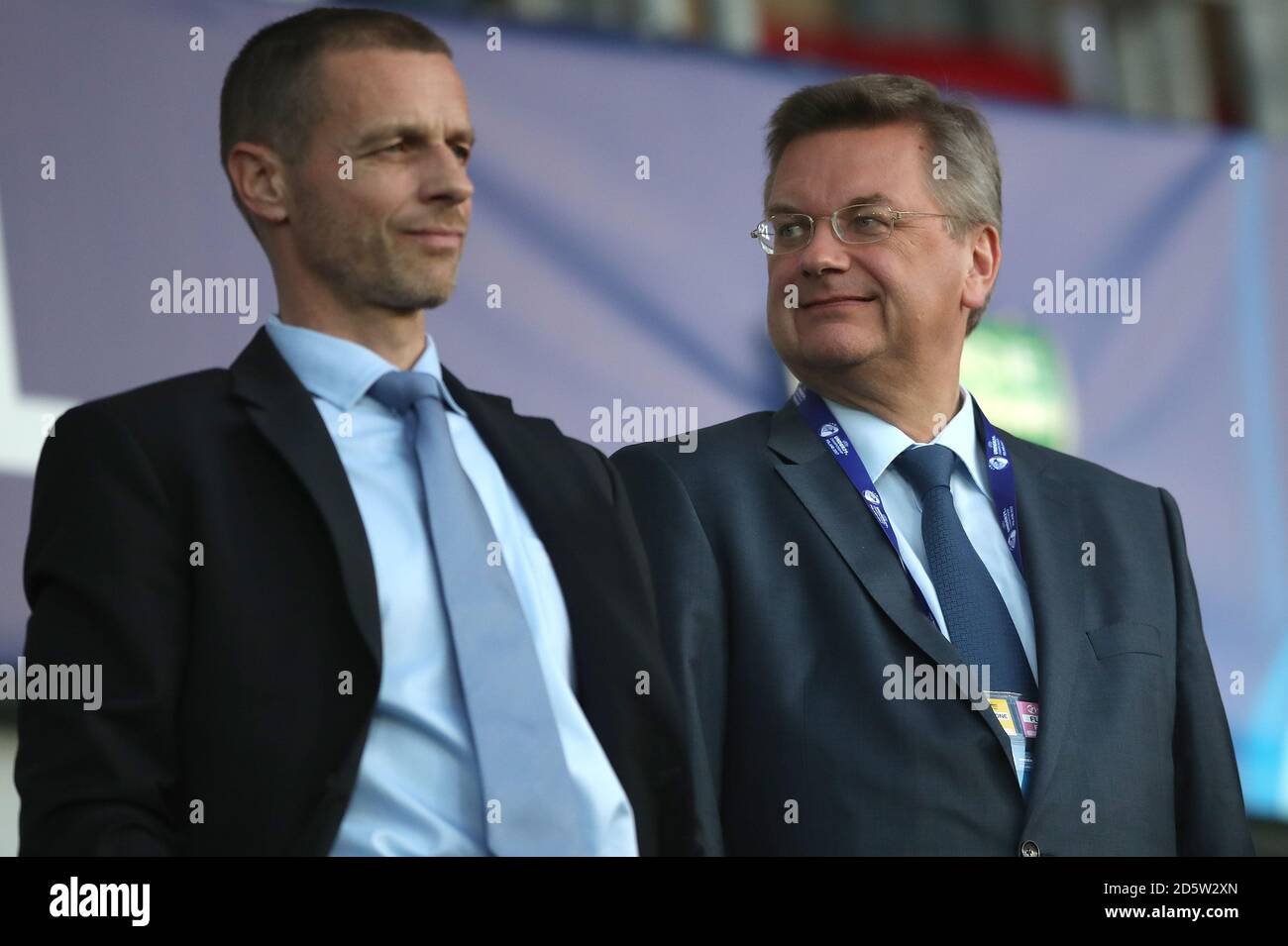 Präsident des Deutschen Fußballverbands Reinhard Grindel (rechts) mit UEFA-Präsident Aleksander Ceferin Stockfoto