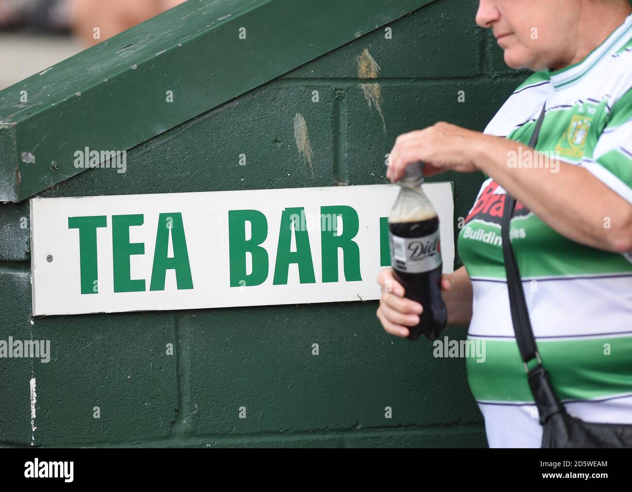 Eine allgemeine Ansicht der Beschilderung im Huish Park Stockfoto