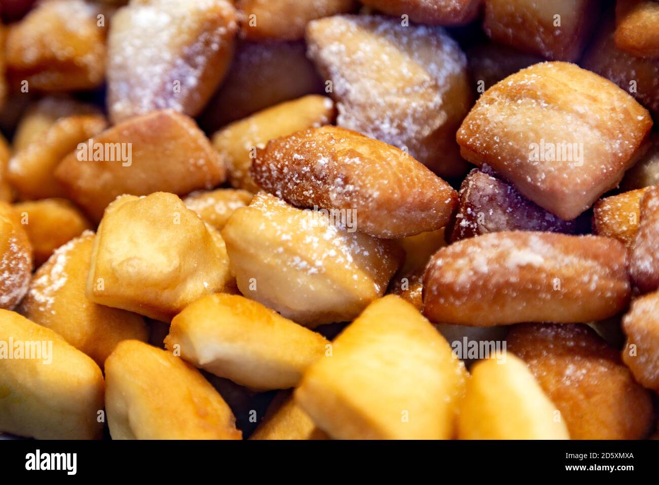 Schmalzkuchen typisch kleine deutsche Donuts in Bremen, Deutschland Stockfoto