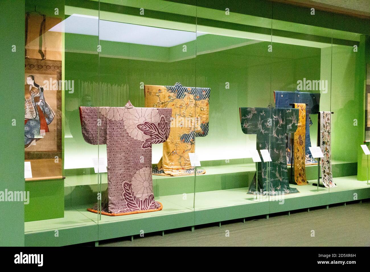 Ausstellung im Kimono: Kyoto to Catwalk Ausstellung im Victoria & Albert Museum, London, Großbritannien Stockfoto