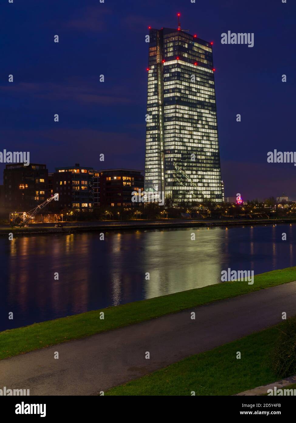 Deutschland, Frankfurt, Mains mit EZB-Turm und neuen campus Stockfoto