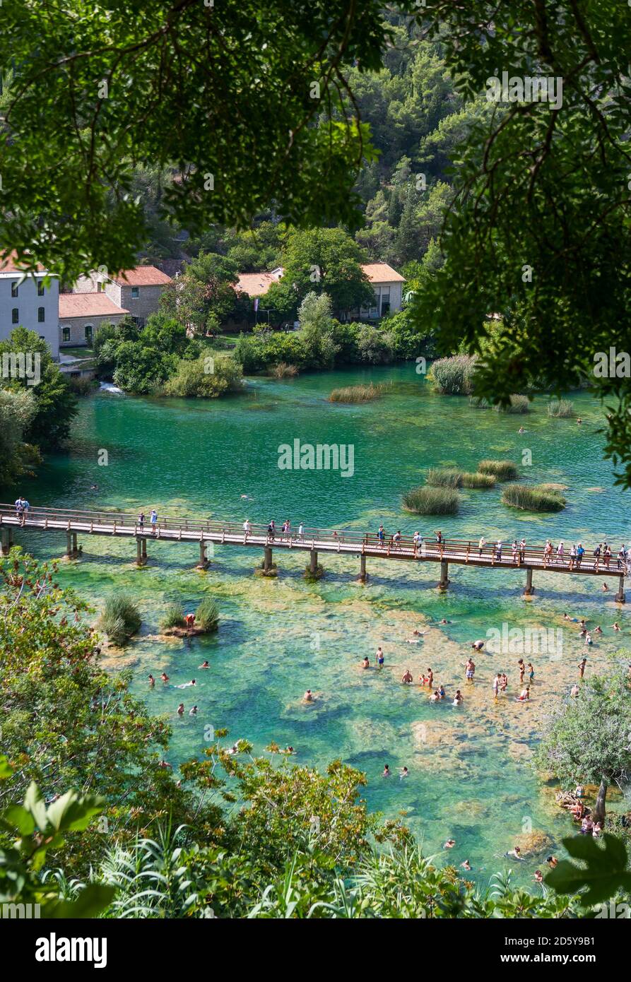 Kroatien, Dalmatien, Sibenik, Nationalpark Krka, Wasserfall Stockfoto