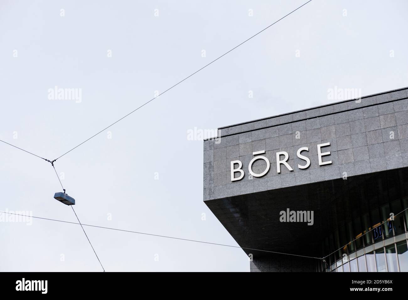 Schweiz, Zürich, Ecke Schweizer Börse gegen Himmel Stockfoto