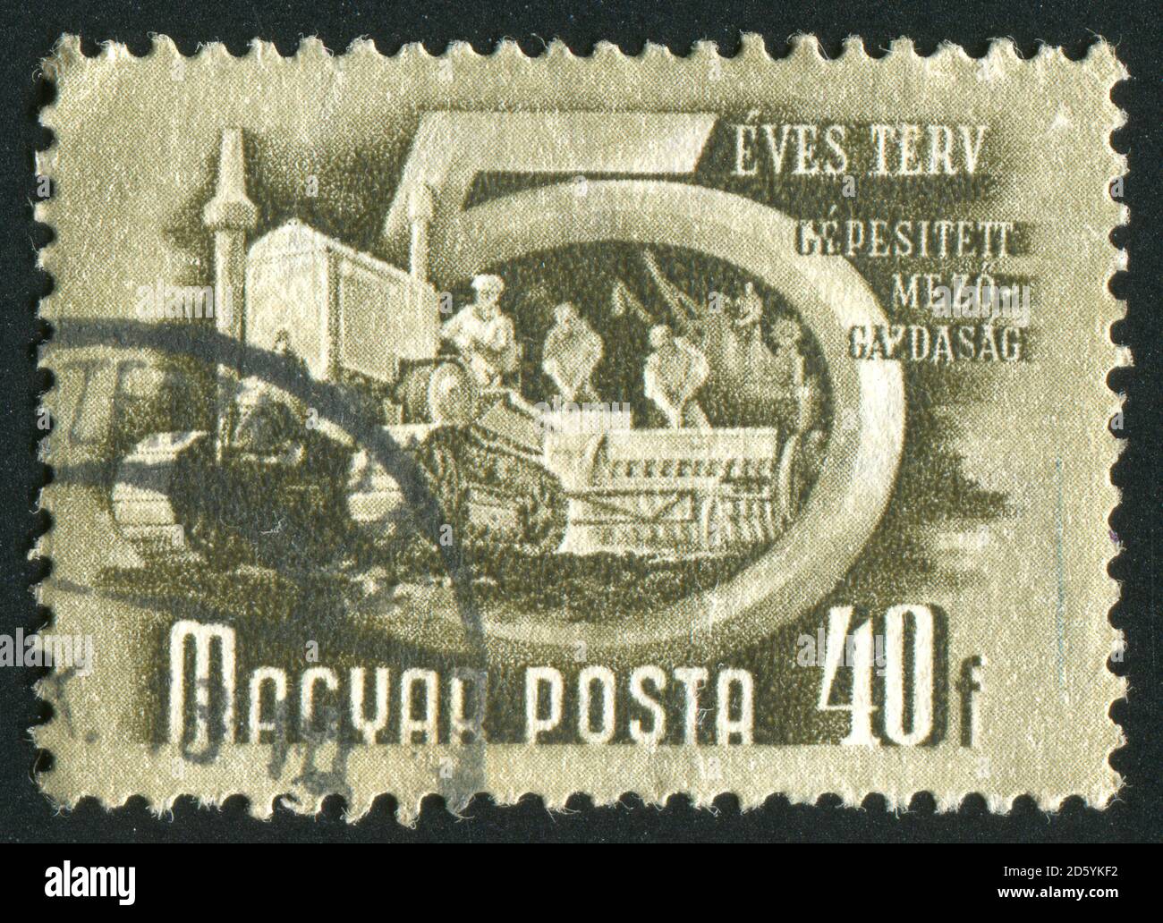 UNGARN- UM 1950: Stempel gedruckt von Ungarn, zeigt mechanisierte Landwirtschaft, um 1950 Stockfoto
