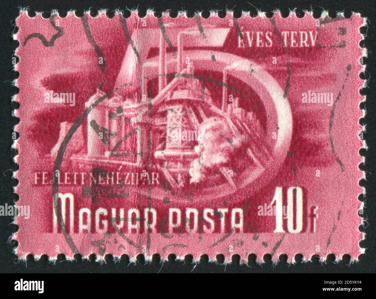 UNGARN- UM 1950: Briefmarke gedruckt von Ungarn, zeigt schweren Industrieplan, um 1950 Stockfoto