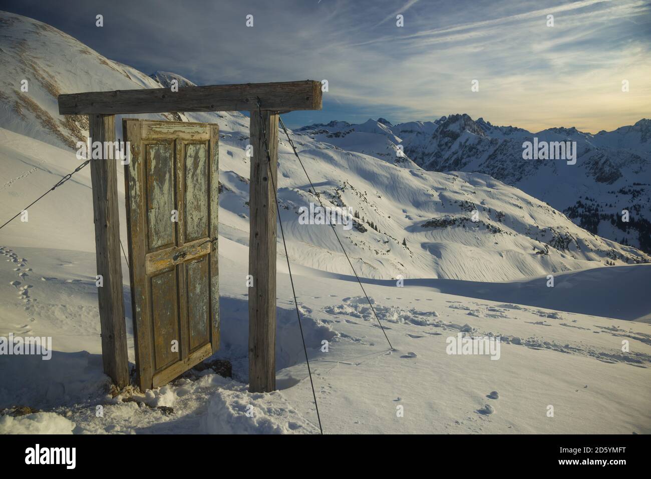 Deutschland, Bayern, Allgäu, Allgäuer Alpen, Nebelhorn in Oberstdorf, Porta Alpinae am Zeigersattel, Kunst Projekt Aufgeschlossenheit Stockfoto