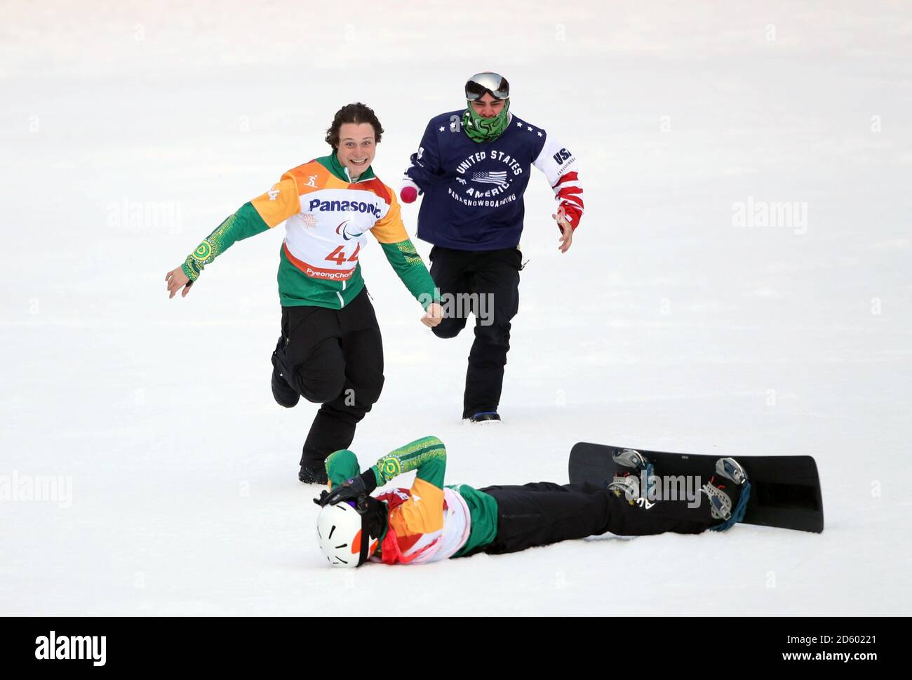 Der Australier Simon Patmore feiert seinen Sieg im Men's Snowboard Überqueren Sie tagsüber das große Finale von SB-UL im Jeongseon Alpine Center Drei der PyeongChang 2018 Winter-Paralympics in Südkorea Stockfoto