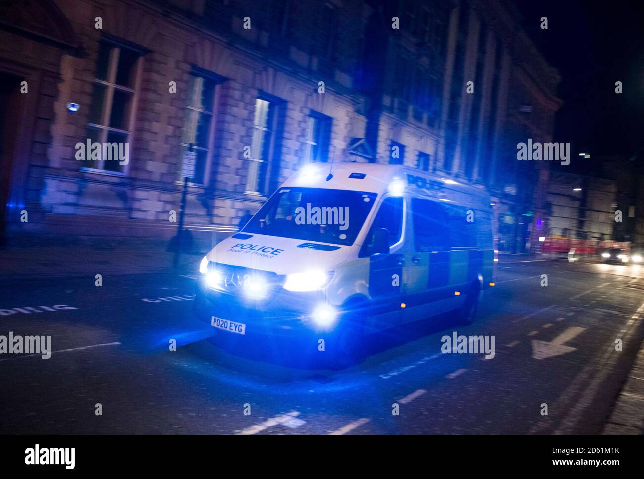 Newcastle upon Tyne, Sonntag, 11. Oktober 2020 Studenten und Partygänger haben sich die letzte Nacht in Bars und Clubs vor dem Prim vorgestellt Stockfoto