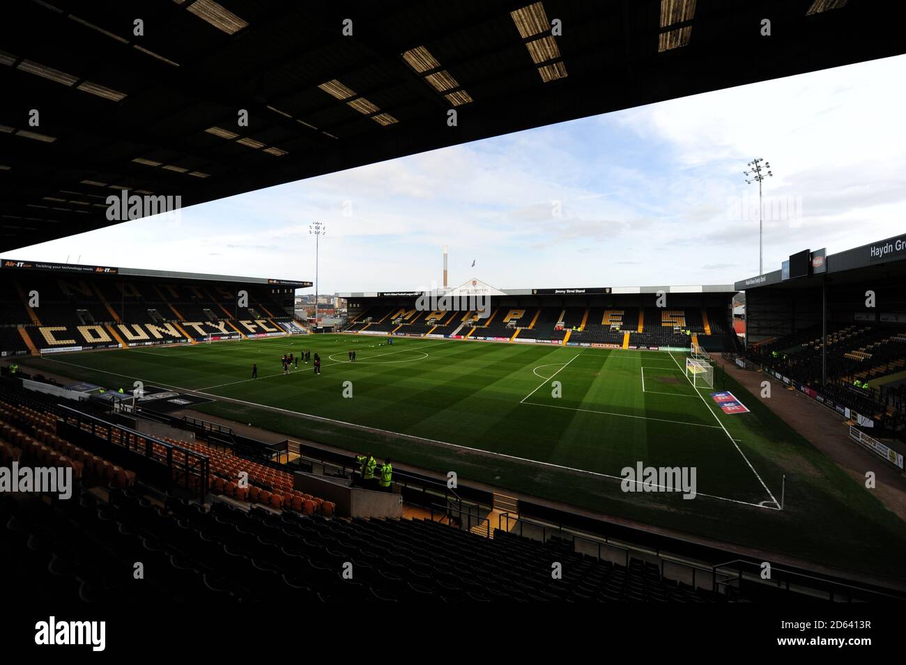 Eine allgemeine Ansicht des Meadow Lane Stadions vor dem Beginn des Spiels Stockfoto