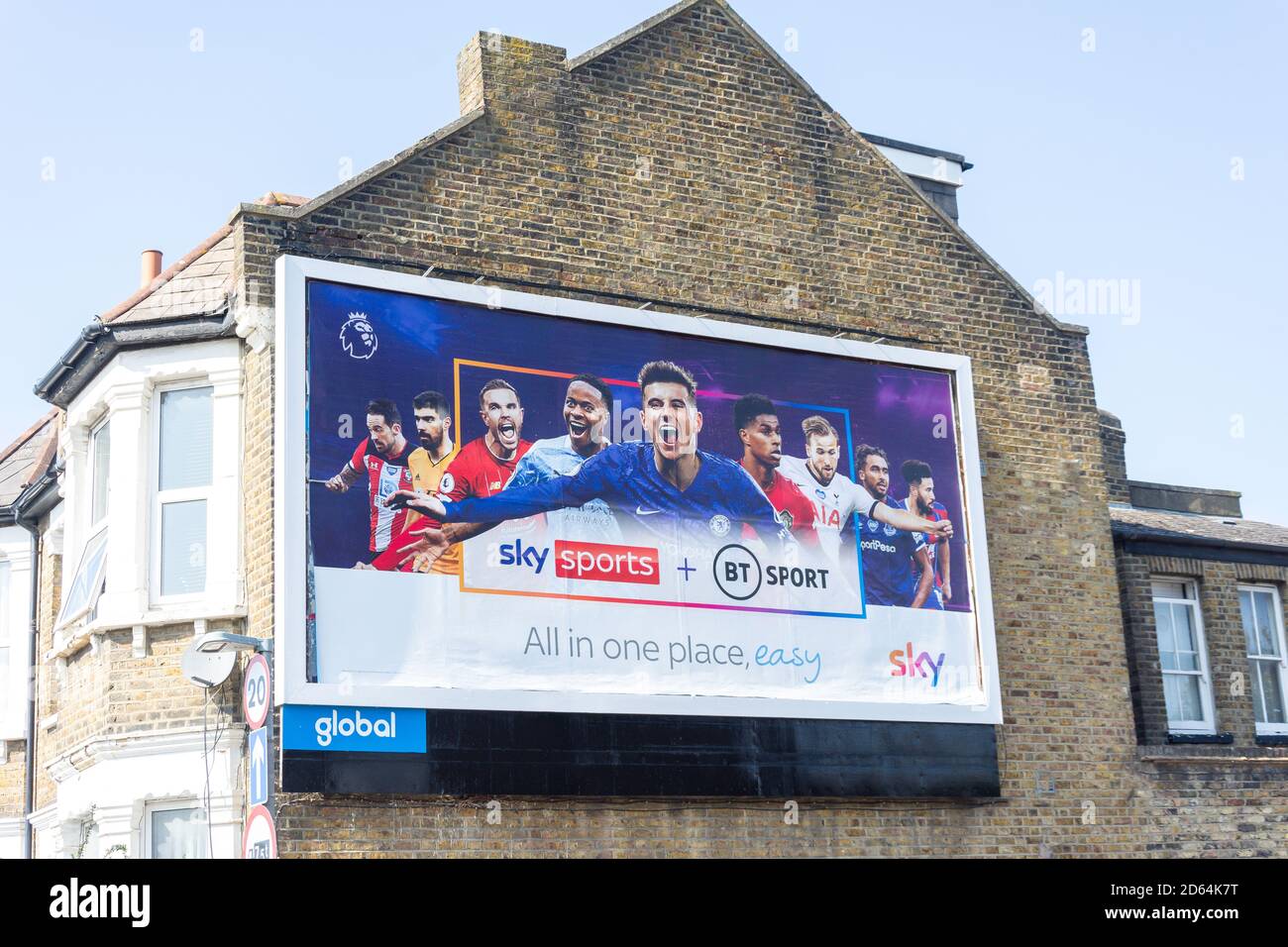 Wimbledon billboard Fotos und Bildmaterial in hoher Auflösung Alamy