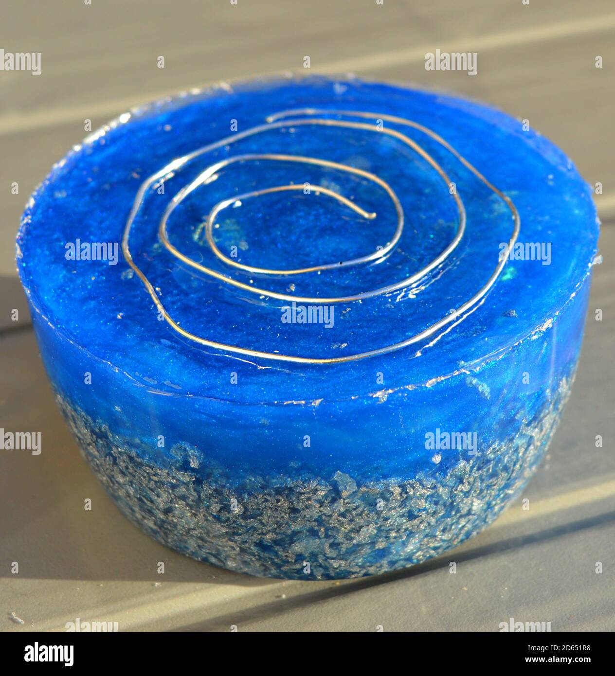 Wasserfälle - Haustiere - Outdoor - Feuer - Mohn - Spielen - Orgonite - Lone Soldier - Damit Wir Vergessen - Blau - Kristall - Energie - Bewegung - Serene - Schönheit Stockfoto