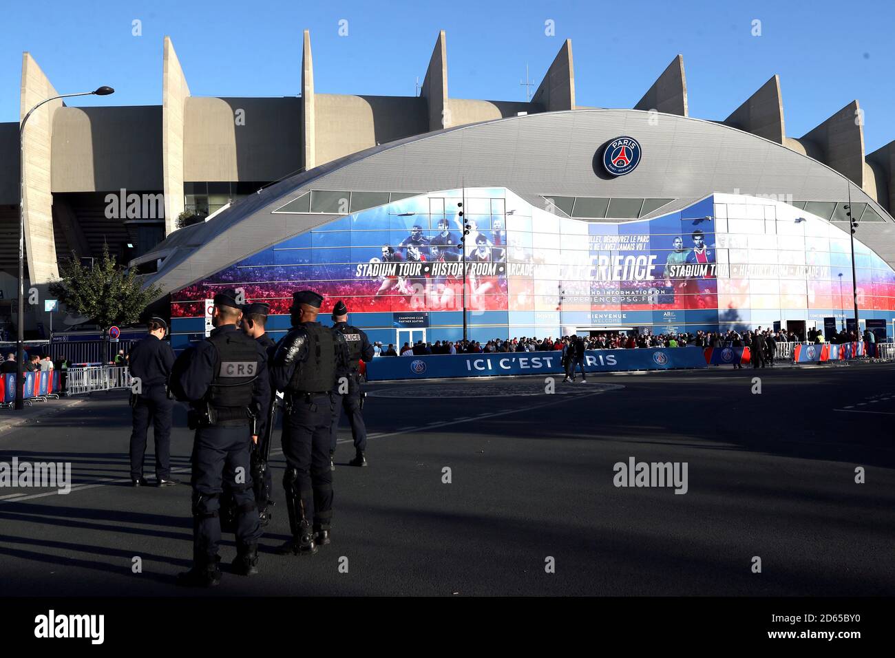 Ein allgemeiner Blick auf das Stadion Parc des Princes vor dem Spiel Stockfoto