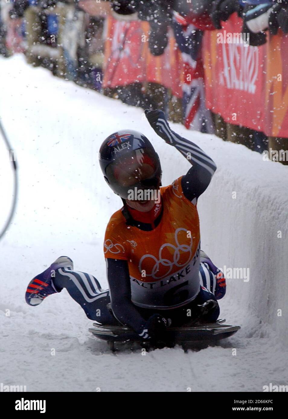 Der britische Alex Coomber feiert den Gewinn der Bronzemedaille Stockfoto