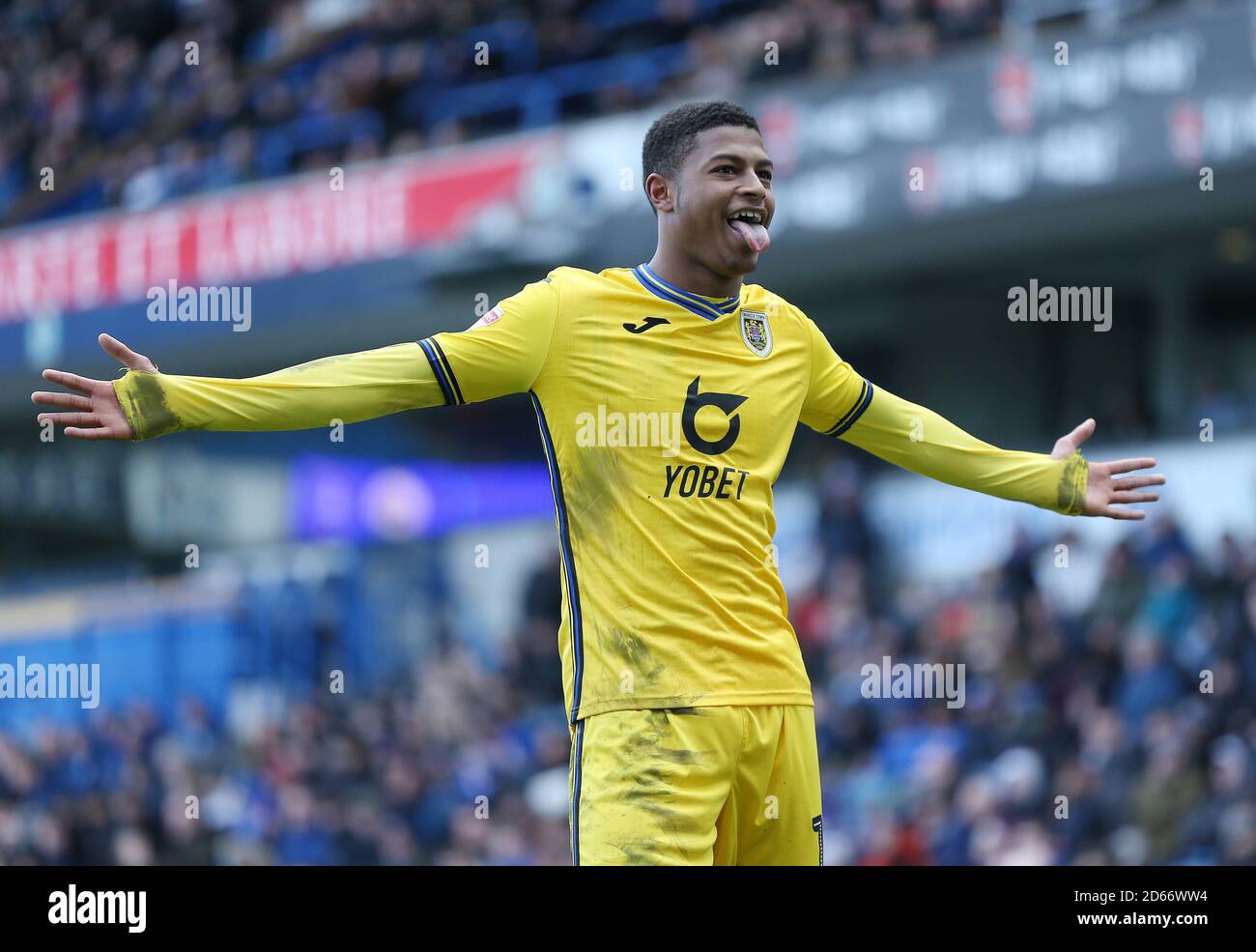 Der Rhian Brewster von Swansea City feiert, nachdem er beim Sky Bet