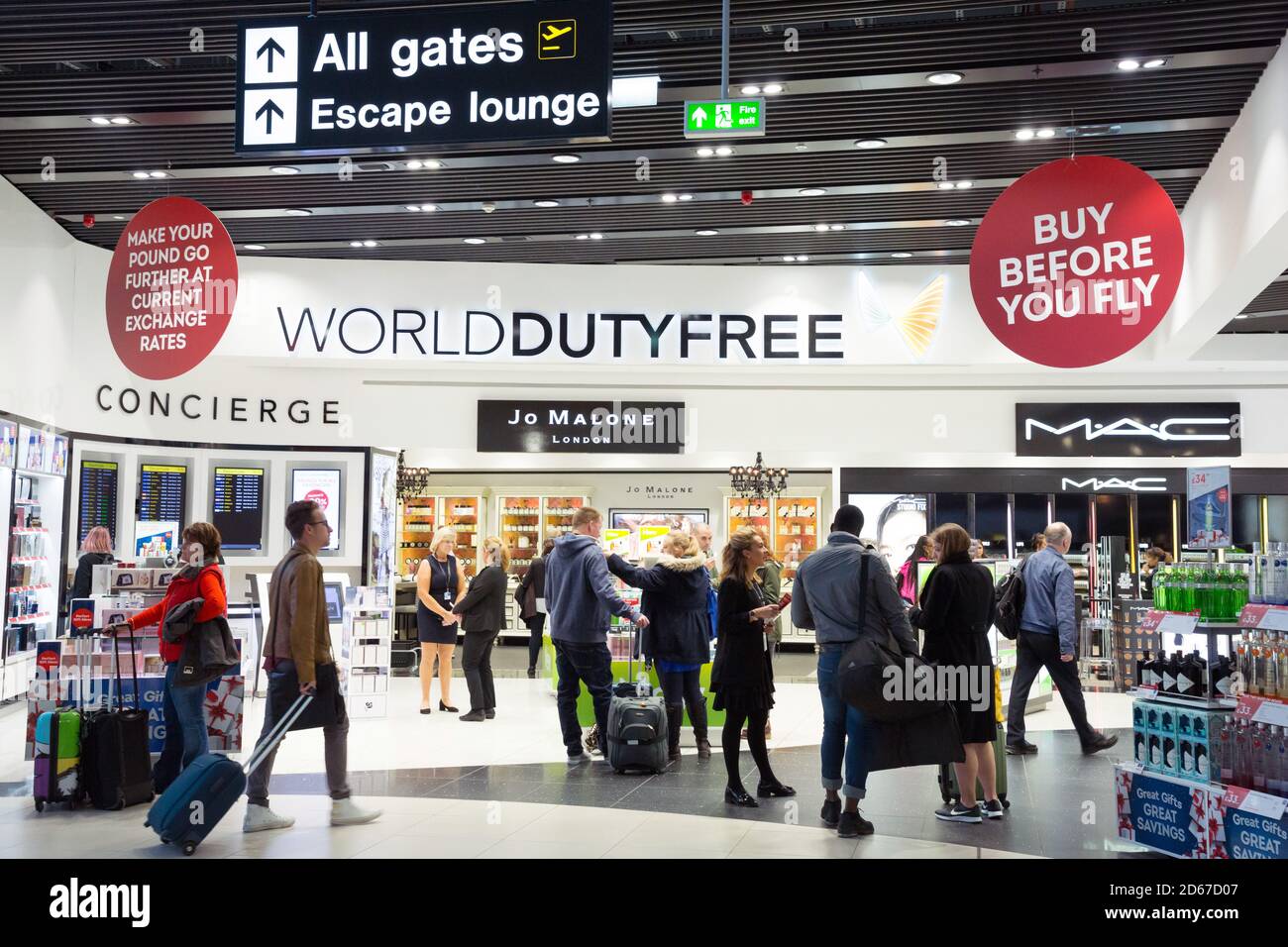 Duty Free Shopping am Flughafen Stansted Stockfoto