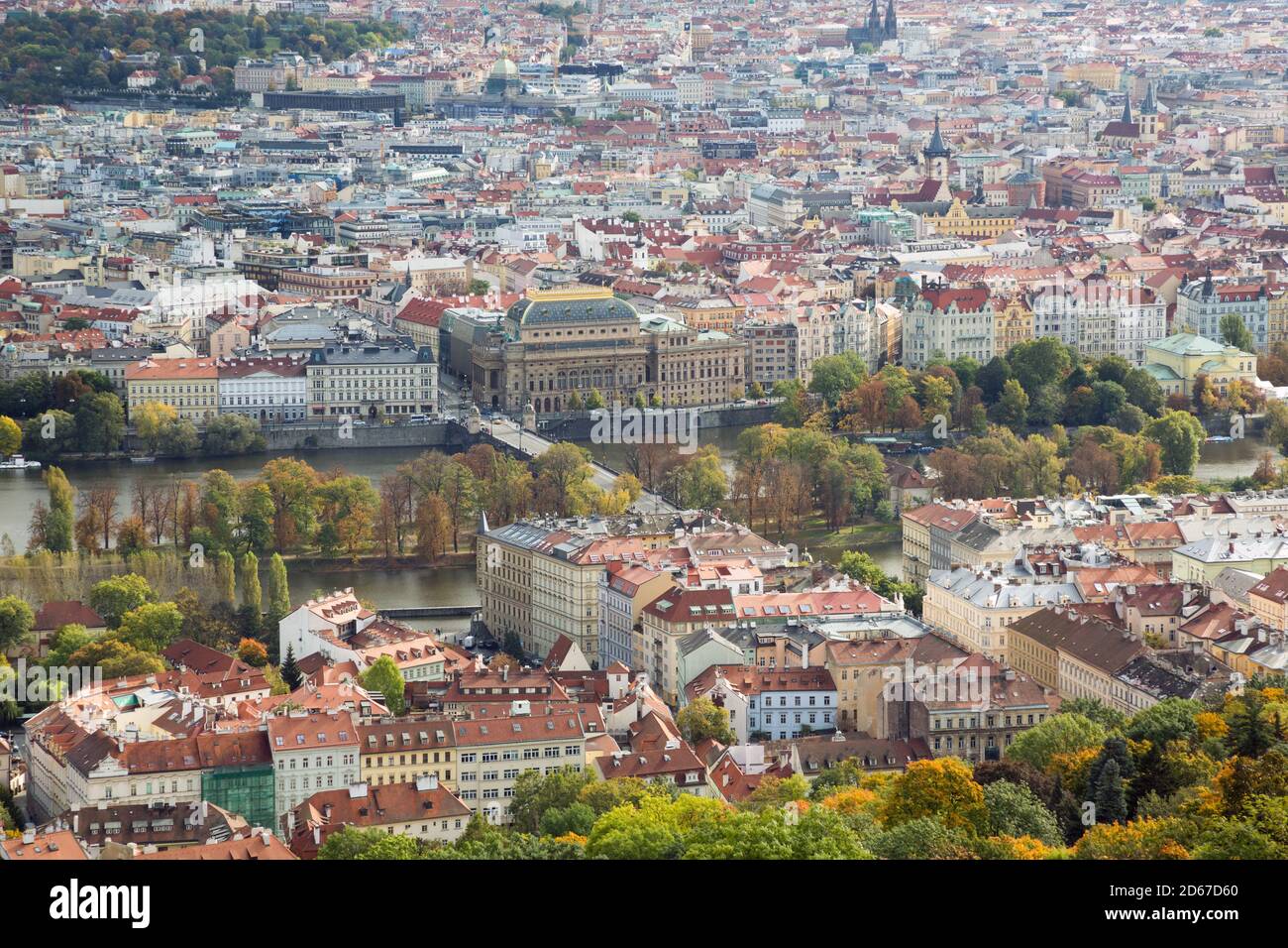 Blick auf Prag von den Petřín-Gärten, Tschechische Republik Stockfoto
