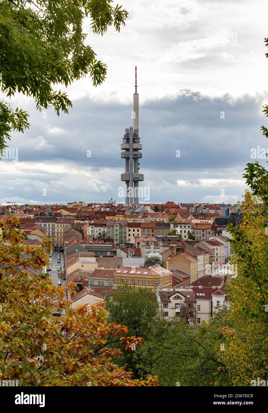 Žižkov Fernsehturm in Prag, Tschechische Republik Stockfoto