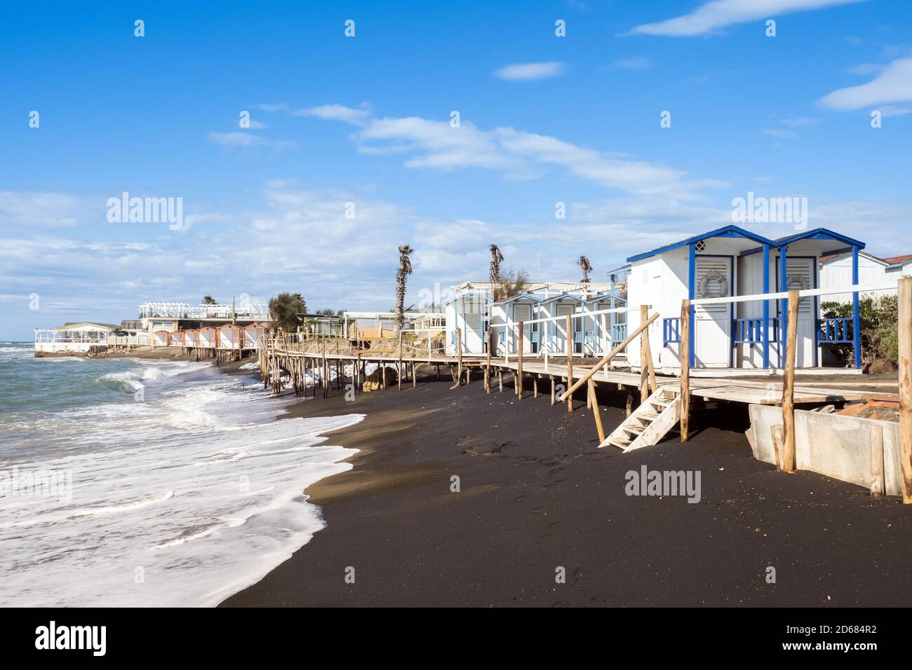 Strandhütten in Ostia Lido - Rom, Italien Stockfoto