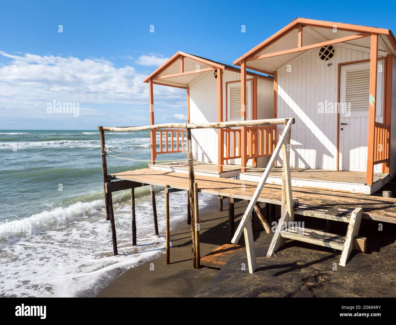 Strandhütten in Ostia Lido - Rom, Italien Stockfoto