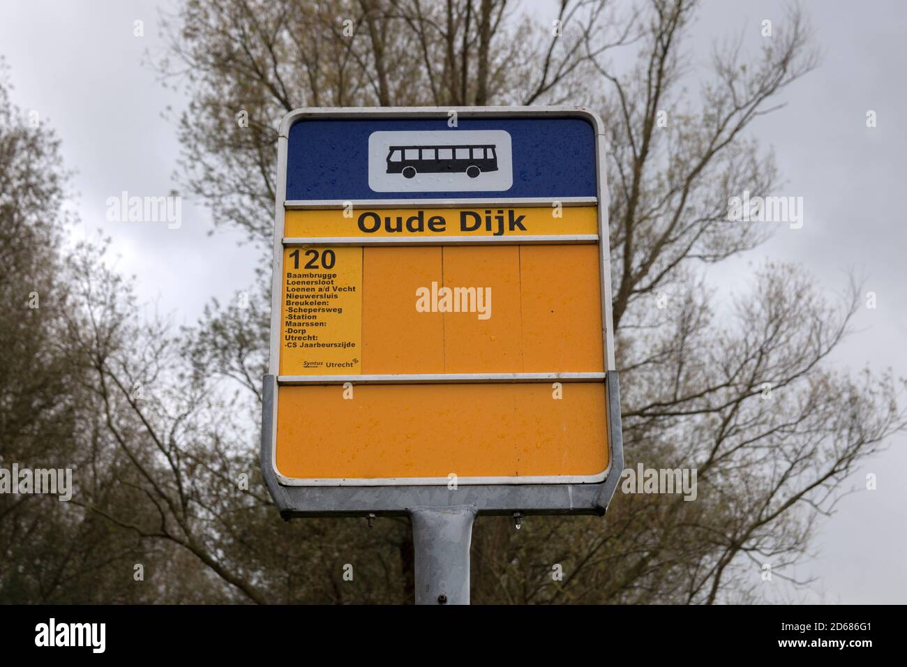 Bushaltestelle Oude Dijk At Abcoude Niederlande 12-10-2020 Stockfoto