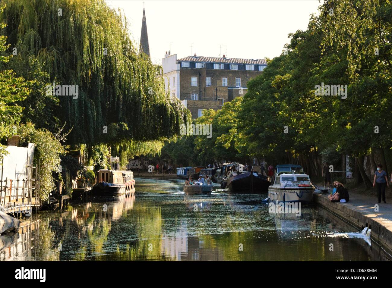 Boote auf Regent's Canal, Primrose Hill, London Stockfoto