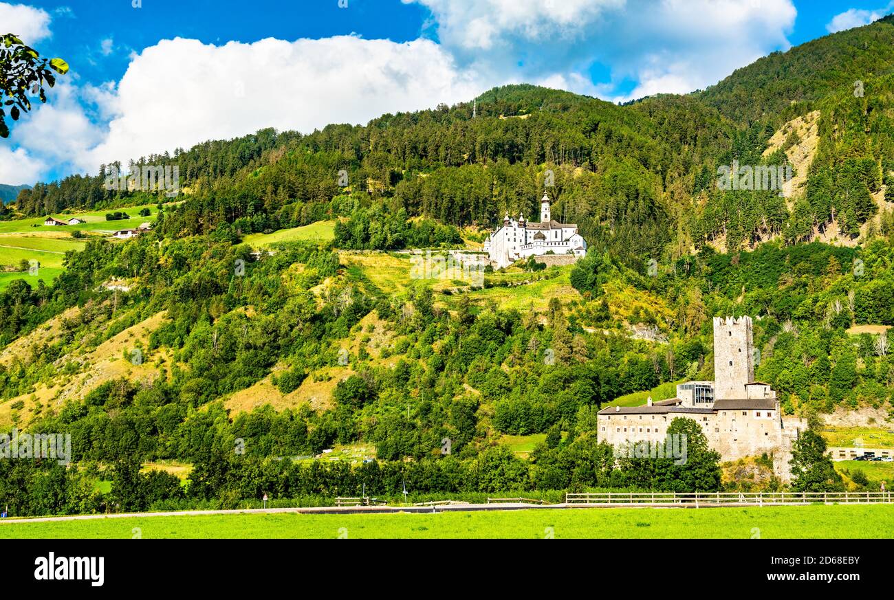 Schloss Furstenburg und Kloster Marienberg in Südtirol, Italien Stockfoto